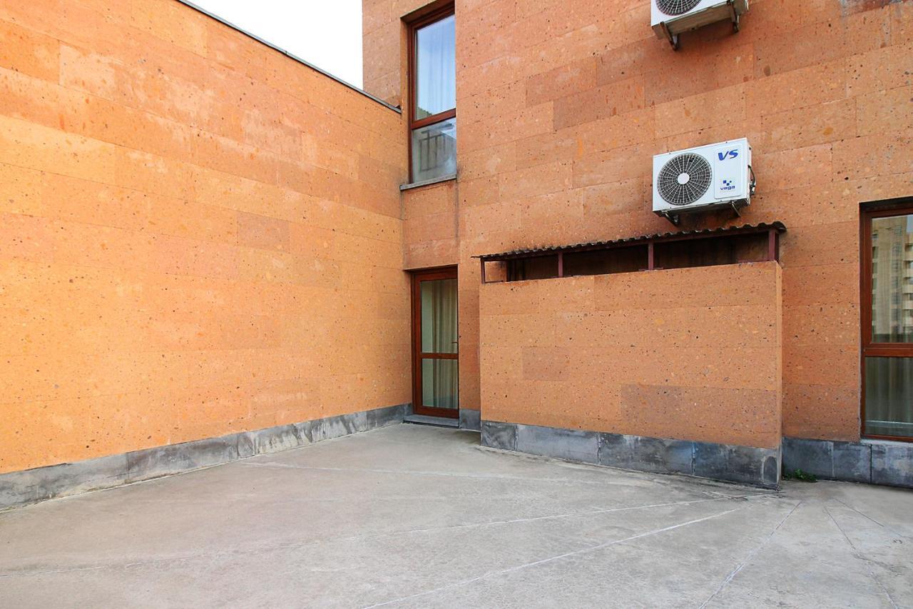 Apartments In Alley Residence Erivan Exterior foto
